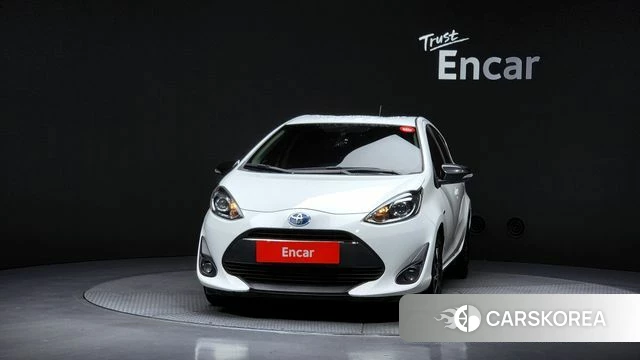 Toyota Prius C id 3912029 из Кореи 13