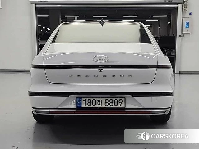 Hyundai Grandeur Hybrid (GN7) id 4178335 из Кореи 12