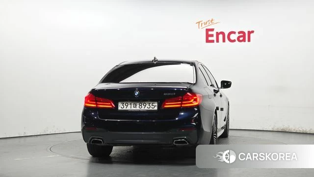 BMW 5 Series (G30) id 4625724 из Кореи 23