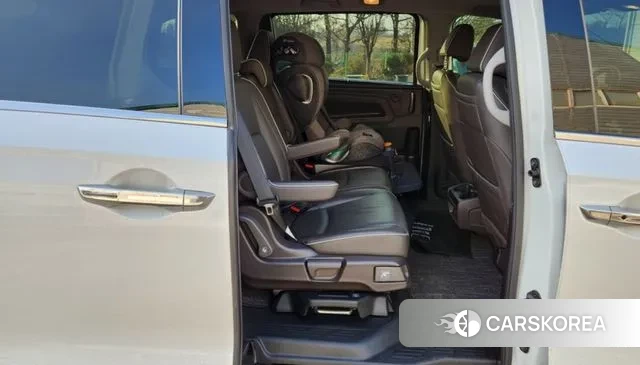 Honda Odyssey 2022 Белый из Кореи, фото 3