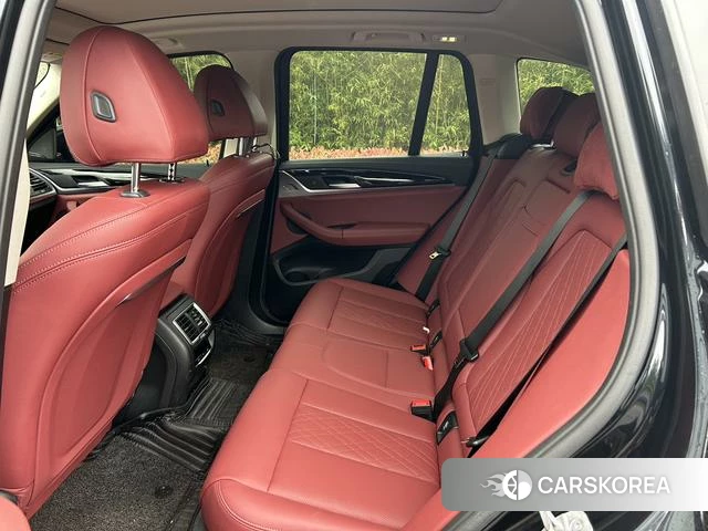 BMW X3 id 4277624 из Китая 9