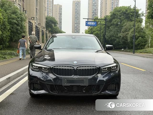 BMW 3 series 2022 Черный из Китая, фото 3