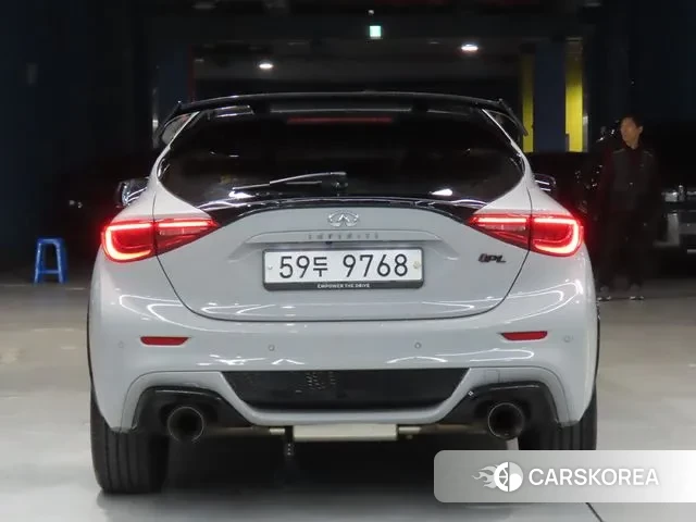 Infiniti Q30 id 3339455 из Кореи 13