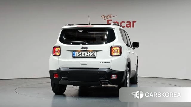 Jeep Renegade id 4202396 из Кореи 23