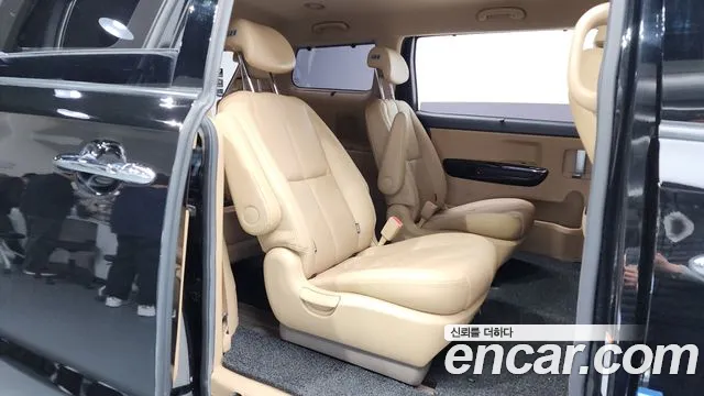 Kia The New Carnival id 2660453 из Кореи 13