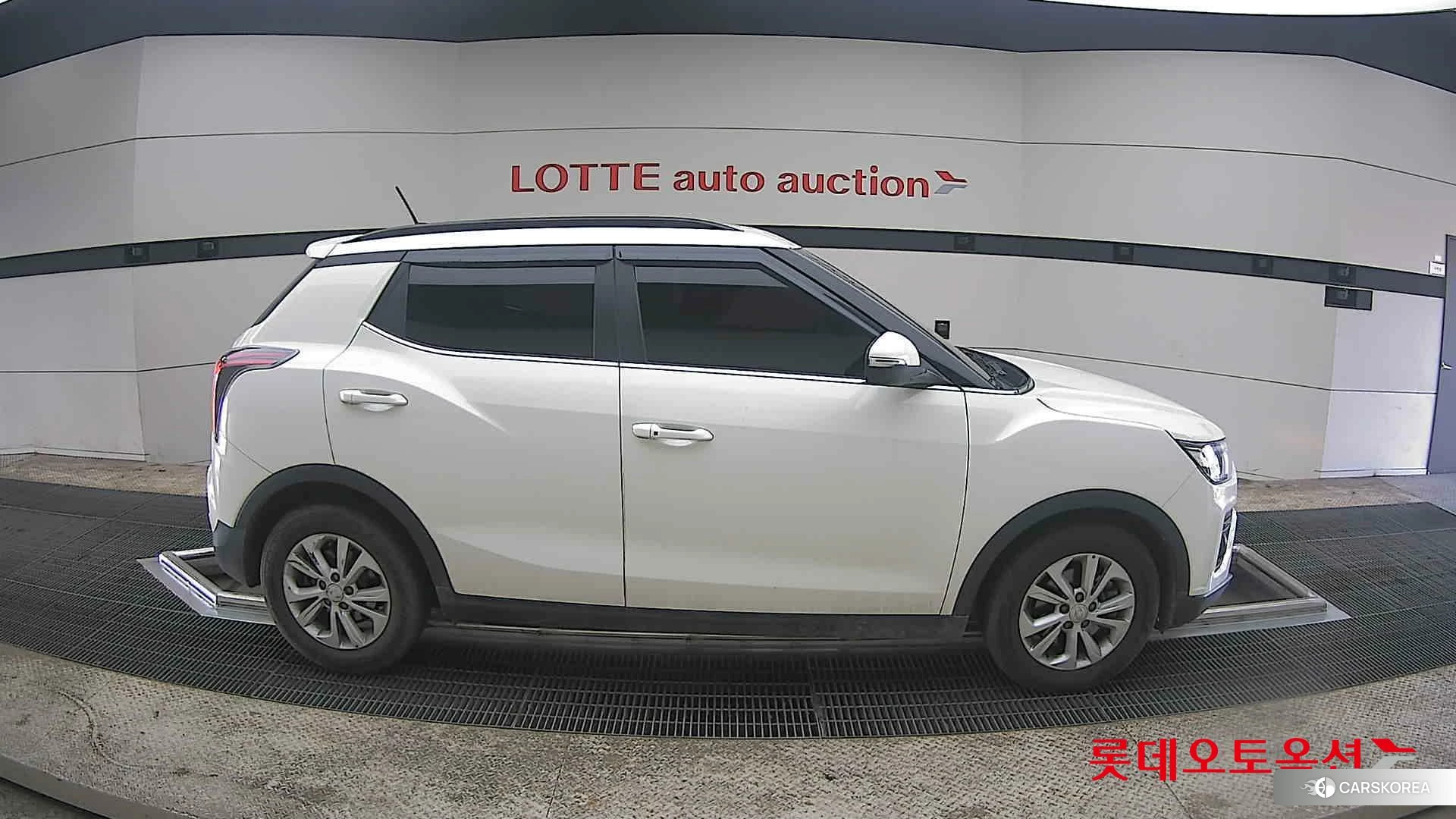 SsangYong Tivoli id 3882201 из Кореи 23