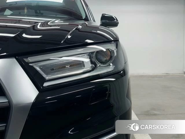 Audi Q5L id 4209417 из Китая 13