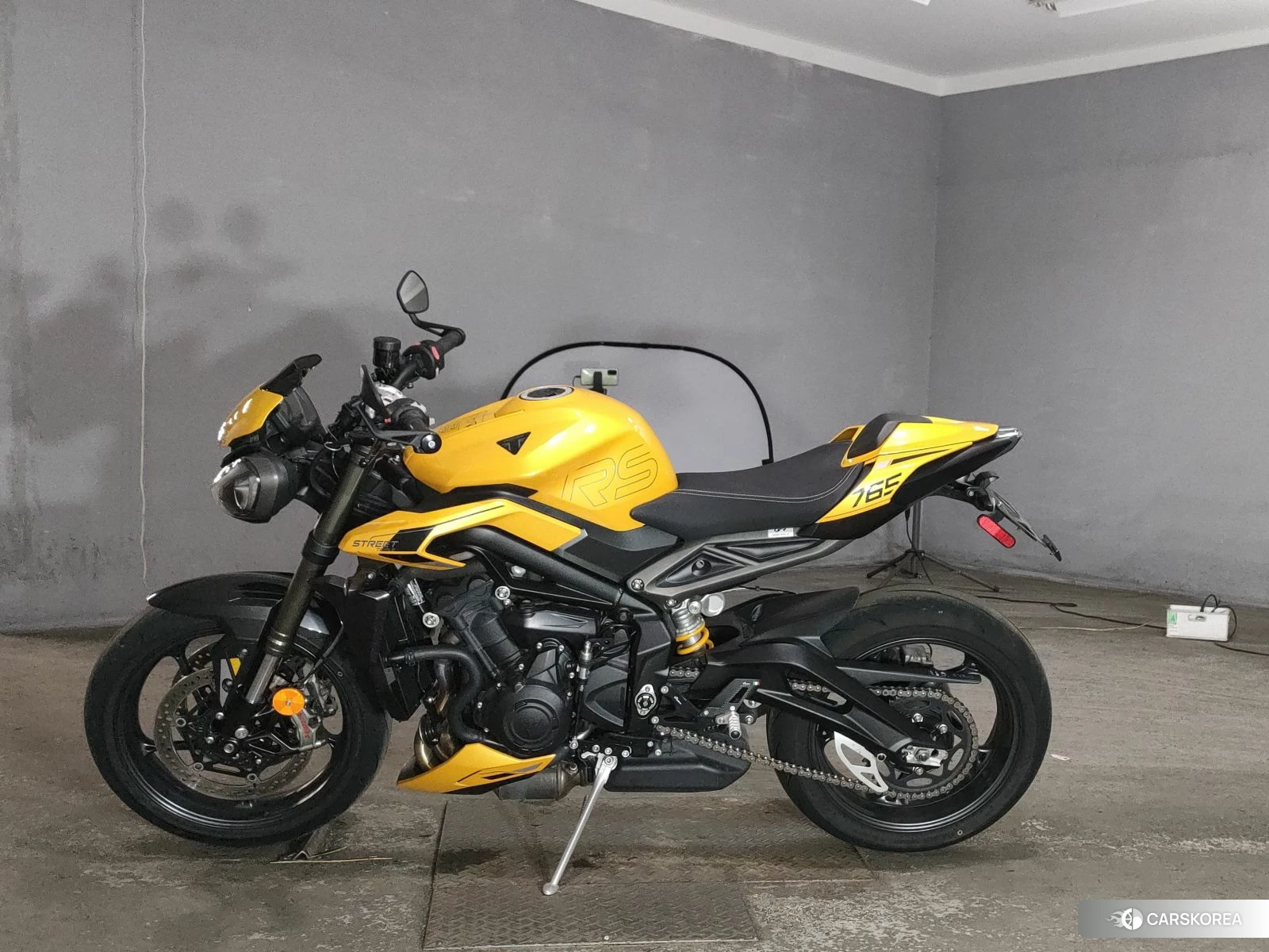 Triumph STREET TRIPLE 765 RS 2025 из Японии
