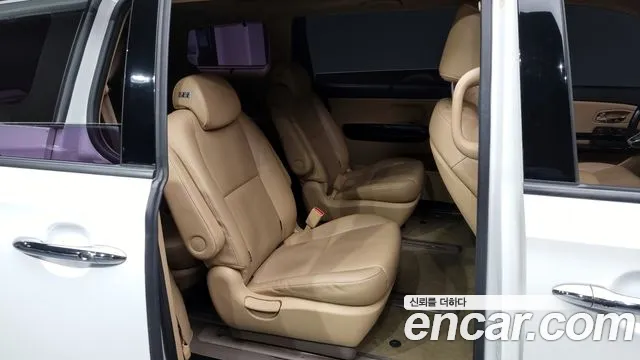 Kia The New Carnival id 2607350 из Кореи 13