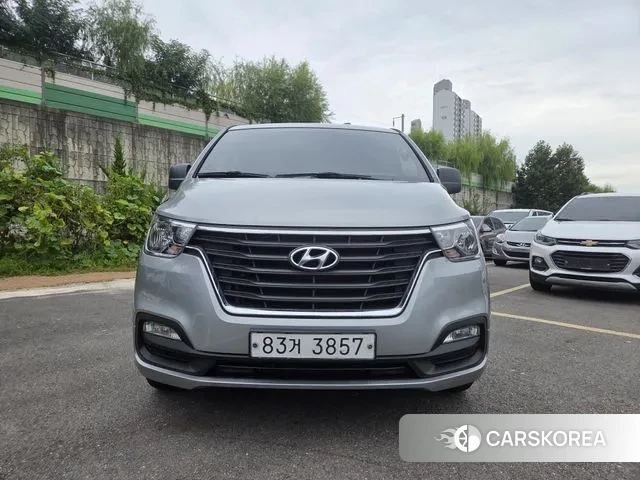 Hyundai The New Grand Starex id 3182541 из Кореи 13