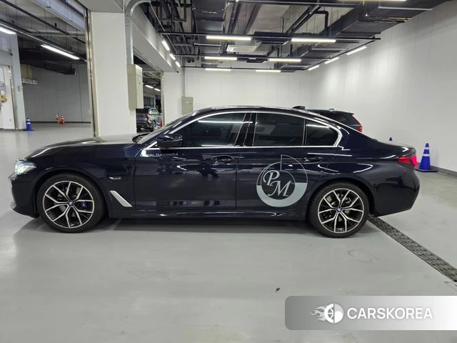 BMW 5 Series (G30) id 4422998 из Кореи 10