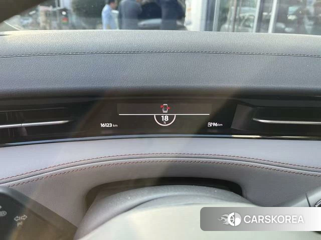 Volkswagen ID.7 VIZZION 2024 Серебристо-серый из Китая, фото 3