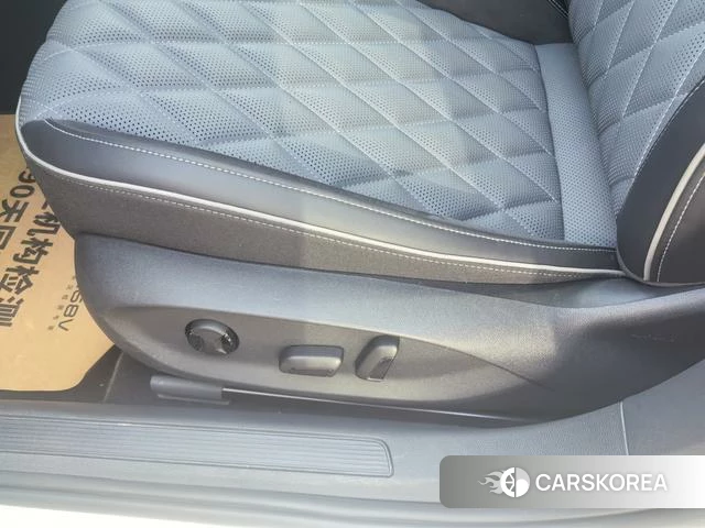 Volkswagen Sagitar 2025 Белый из Китая, фото 3