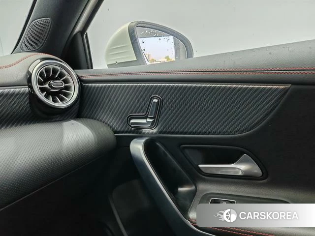 Mercedes-Benz Class A id 4380466 из Китая 13