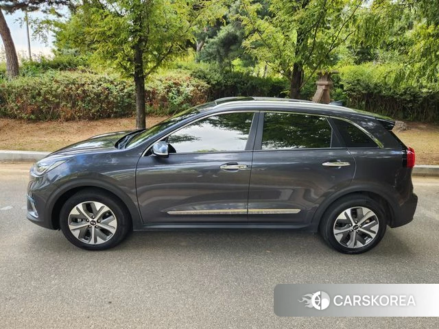 Kia Niro EV id 4672059 из Кореи 13