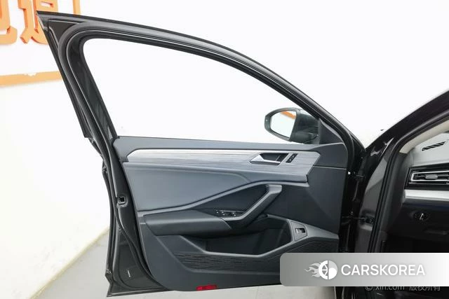 Volkswagen Sagitar id 4210410 из Китая 17