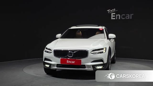 Volvo V90 Cross-Country id 3911633 из Кореи 13