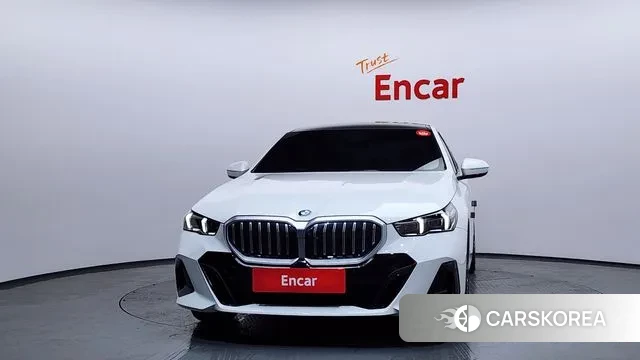 BMW 5 Series (G60) id 3523529 из Кореи 13