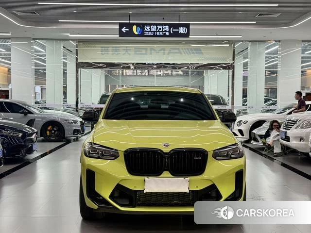 BMW X4 M 2023 Желтый из Китая, фото 3