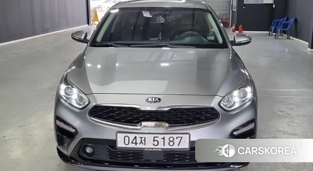 Kia Come New K3 id 4574477 из Кореи 8