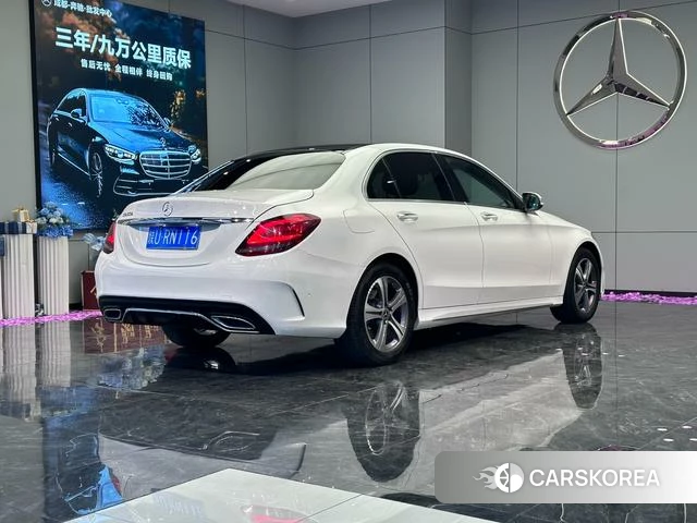 Mercedes-Benz Class C 2021 Белый из Китая, фото 3