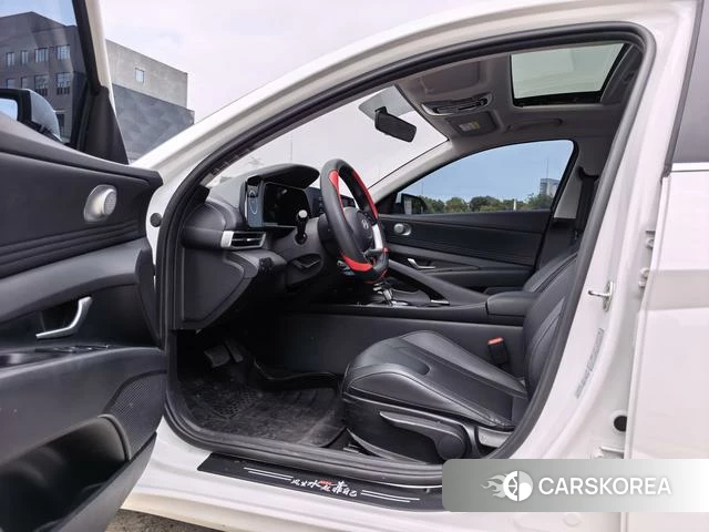 Hyundai Elantra id 4359141 из Китая 8