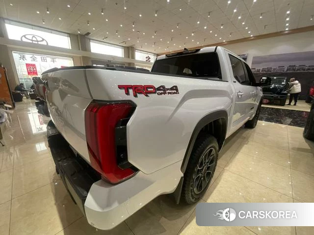 Toyota Smooth road 2026 Белый из Китая, фото 3