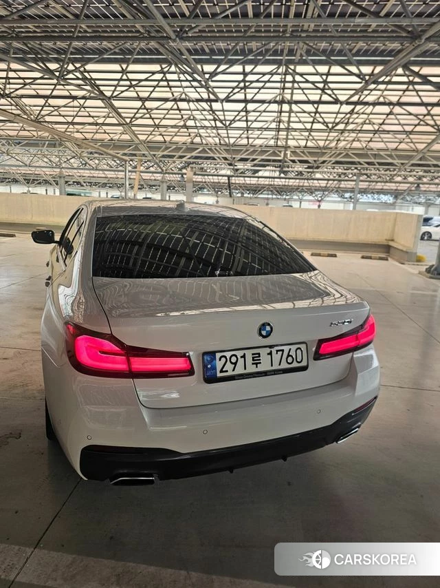 BMW 5 Series (G30) id 3860197 из Кореи 12