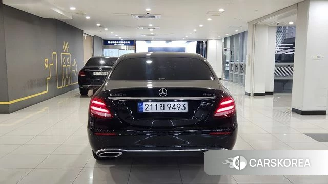 Mercedes-Benz E-Class W213 id 4285257 из Кореи 13