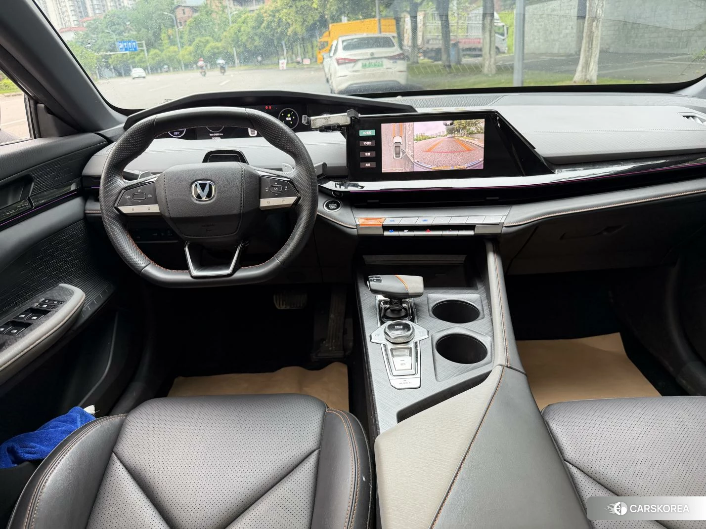 Chang'an UNI-V 2022 Темно-серый из Китая, фото 3