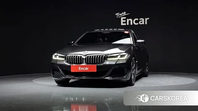 BMW 5 Series (G30) id 3626379 из Кореи 13