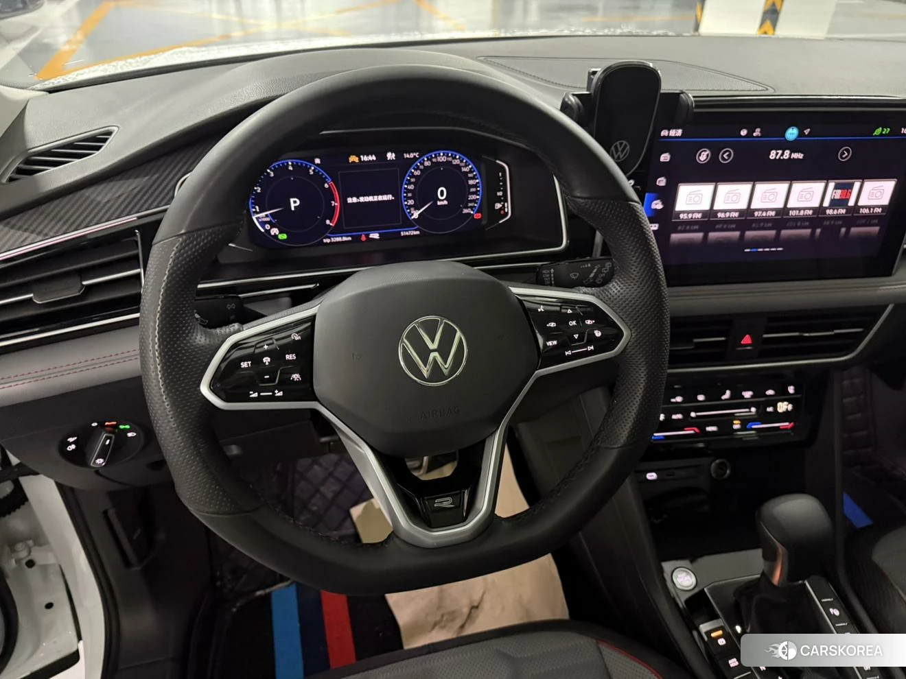 Volkswagen Tiguan L id 4441100 из Китая 12