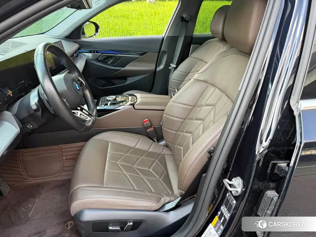 BMW i5 id 4679941 из Китая 7