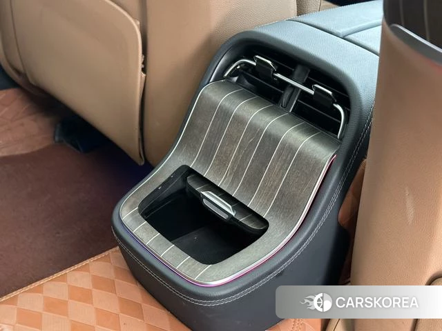 Mercedes-Benz E-class id 4260001 из Китая 21