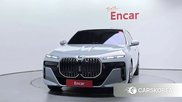 BMW 7 Series (G70) id 4570909 из Кореи 23
