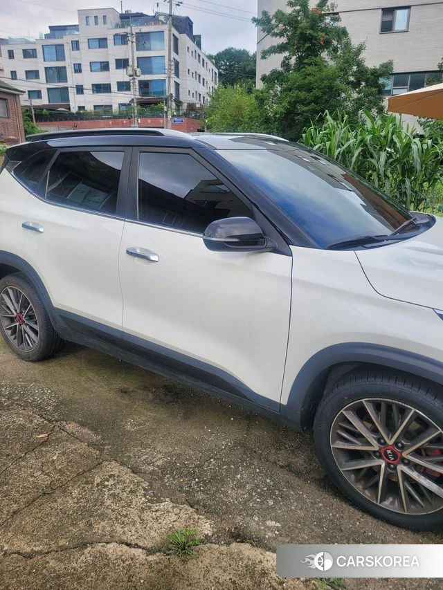 Kia Seltos 2019 Белый из Кореи, фото 3