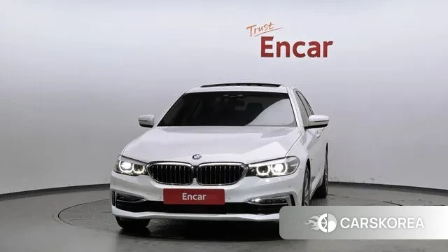 BMW 5 Series (G30) id 3779146 из Кореи 13