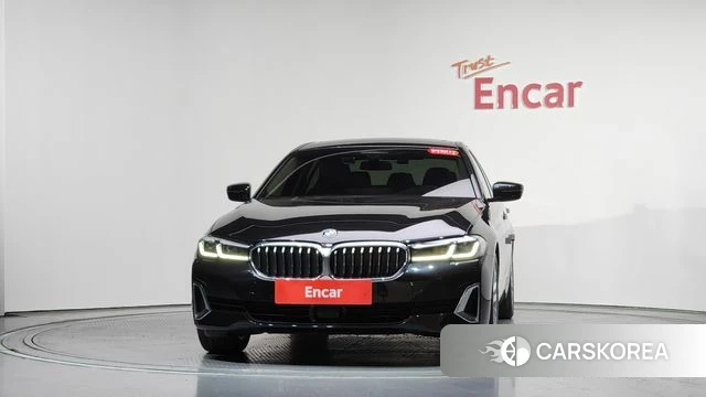 BMW 5 Series (G30) id 3843739 из Кореи 14