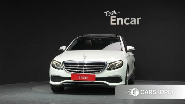 Mercedes-Benz E-Class W213 id 4703221 из Кореи 23