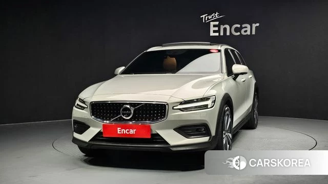 Volvo V60 Cross-Country 2nd Generation id 3892768 из Кореи 13