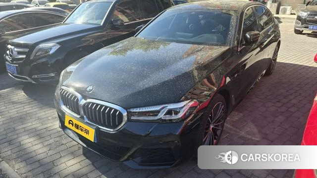 BMW 5 series 2023 Черный из Китая, фото 3