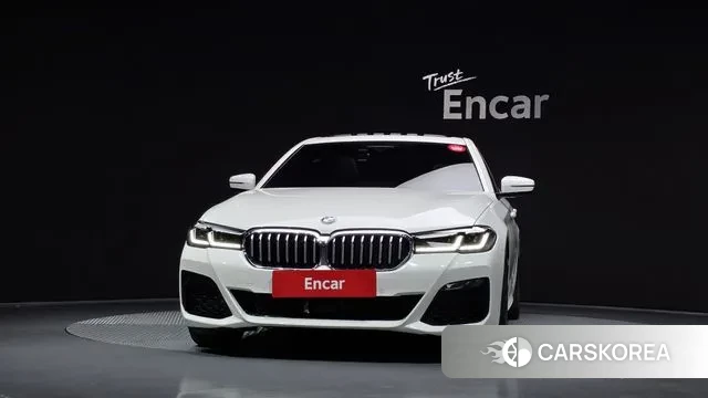 BMW 5 Series (G30) id 3360991 из Кореи 13