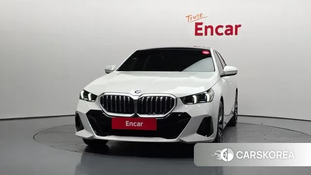 BMW 5 Series (G60) id 3706383 из Кореи 13