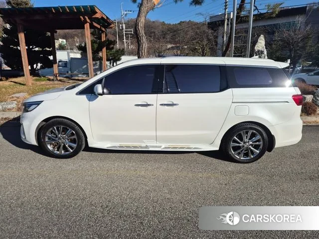 Kia The New Carnival id 3455192 из Кореи 13