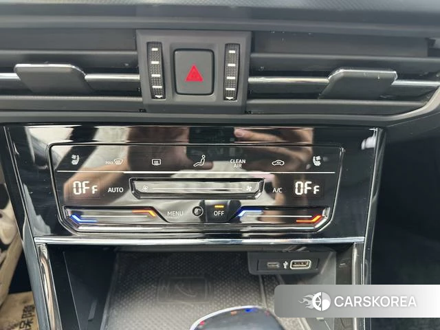 Volkswagen Passat 2022 Черный из Китая, фото 4