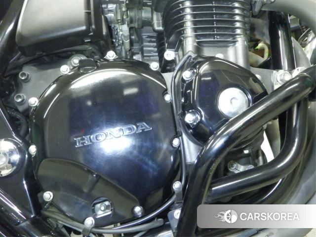 Engine photo