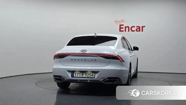 Hyundai The New Grandeur IG Hybrid id 4676556 из Кореи 23
