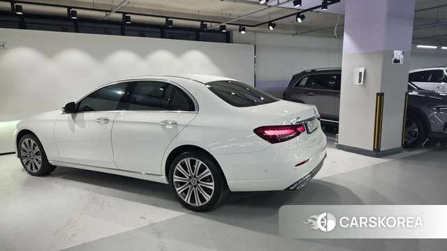 Mercedes-Benz E-Class W213 id 4792854 из Кореи 13