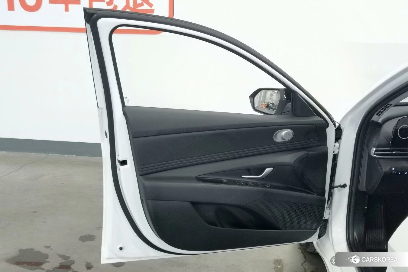 Hyundai Elantra id 4510896 из Китая 17