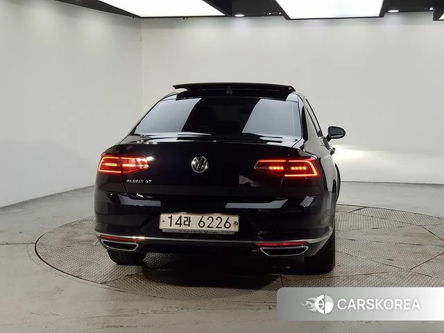 Volkswagen Passat GT (B8) id 4724278 из Кореи 13